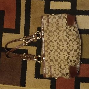 Vintage Coach Logo Shoulder Purse